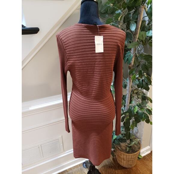 Forever 21 Fit & Flare Dress Women's Size OX Brown Rayon Ribbed Knit Long Sleeve - Picture 4 of 13